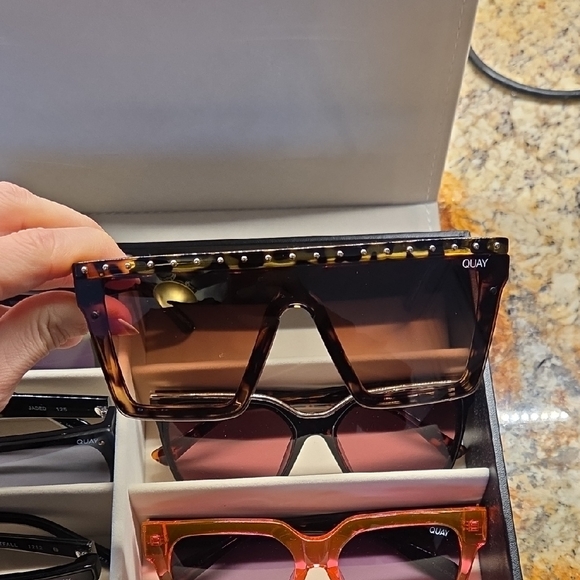 Quay Sunglasses Collection In Display Case - Picture 6 of 10